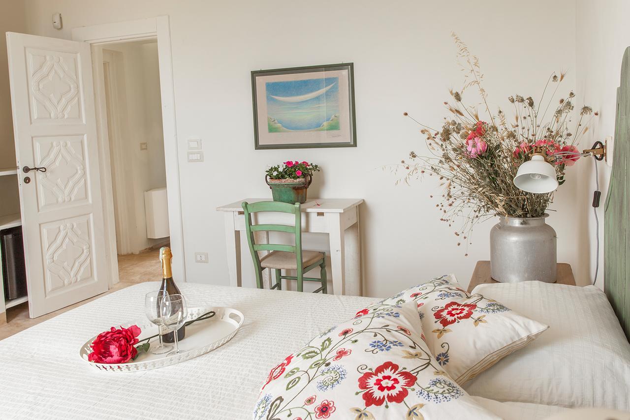 Agriturismo Li Calizzi Arte E Natura Novoli Luaran gambar