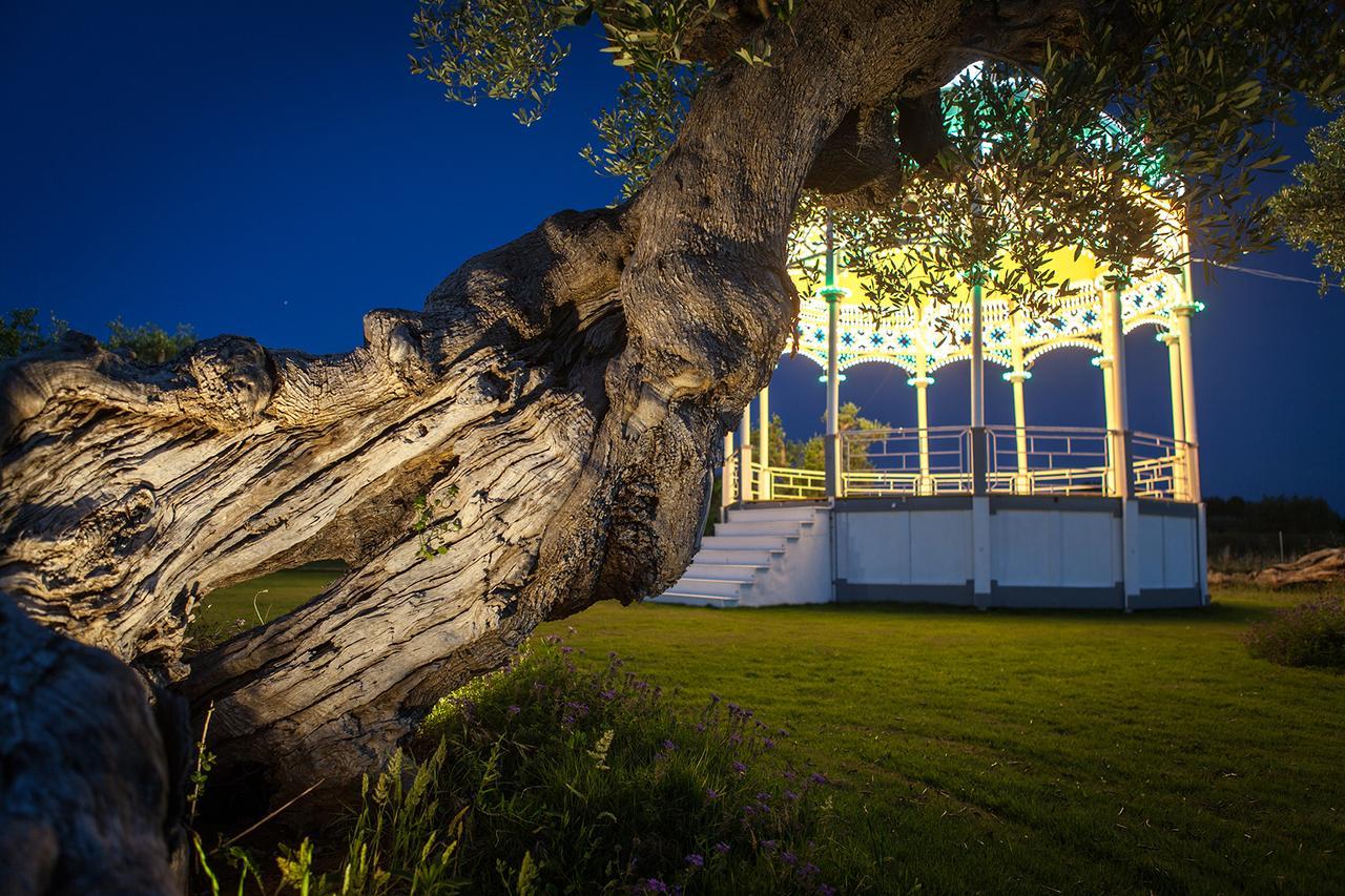 Agriturismo Li Calizzi Arte E Natura Novoli Luaran gambar