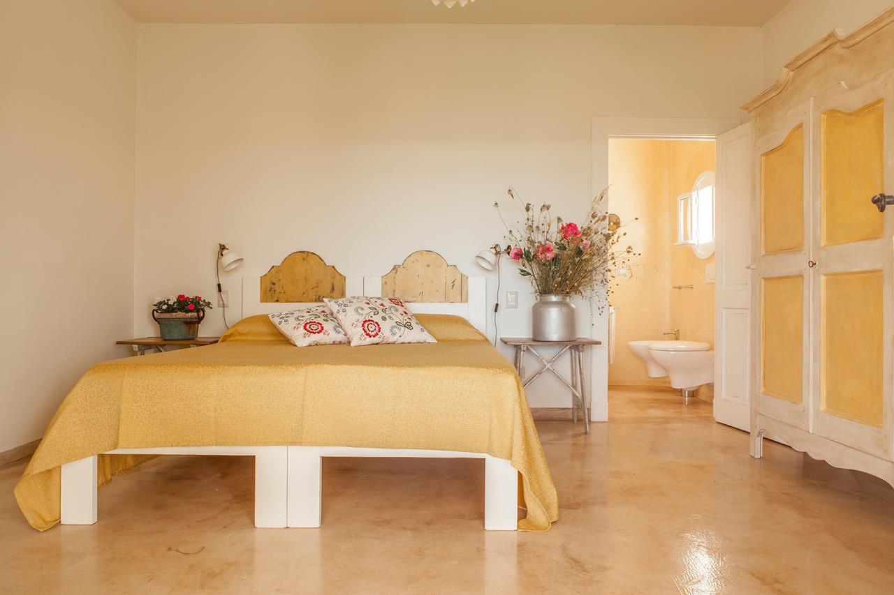Agriturismo Li Calizzi Arte E Natura Novoli Luaran gambar
