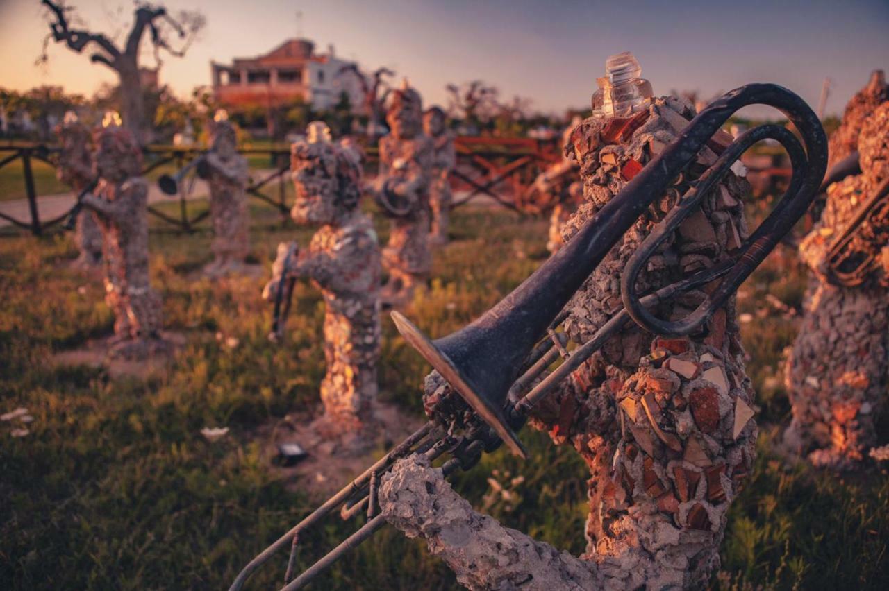 Agriturismo Li Calizzi Arte E Natura Novoli Luaran gambar